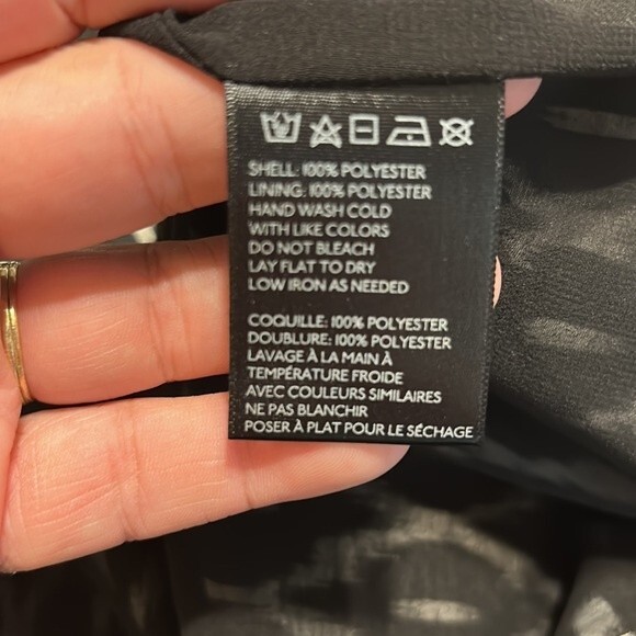 PINS AND NEEDLES Urban Outfitters Size Medium Black White Ikat Pull On Skirt - Picture 6 of 6